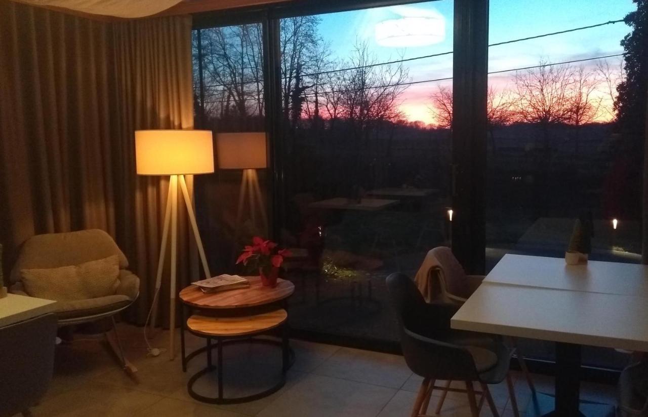 Pluimpapaver Hotel & Glamping Aarschot Bagian luar foto